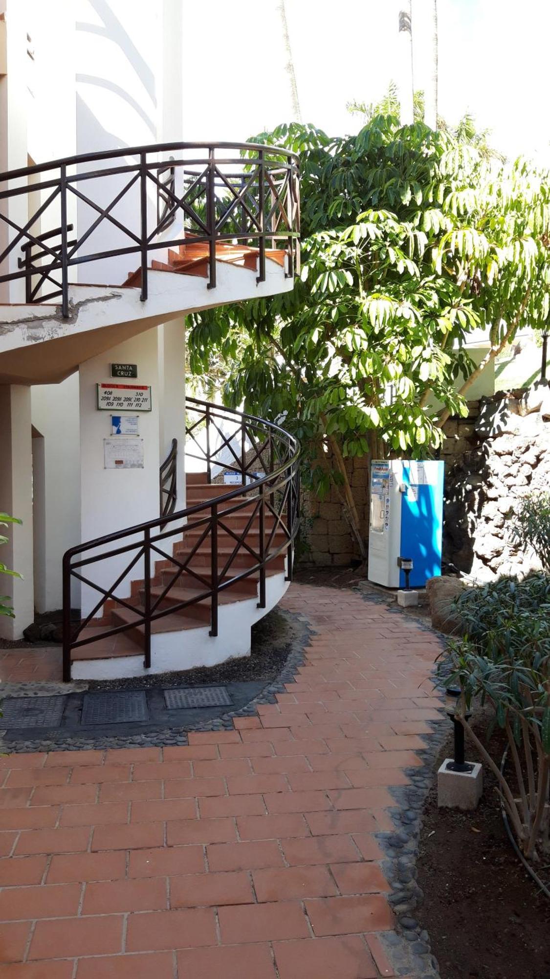 Apartment With Pool And Gardens Near The Coast San Miguel de Abona Bagian luar foto